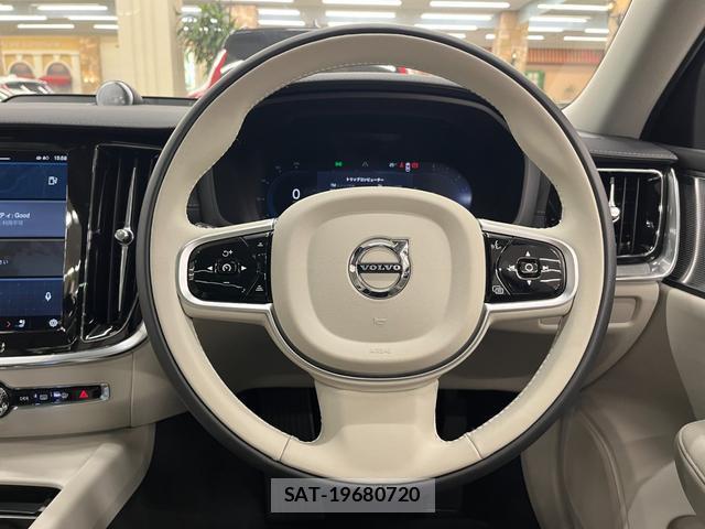 Volvo V60 2025-07 8283958-7
