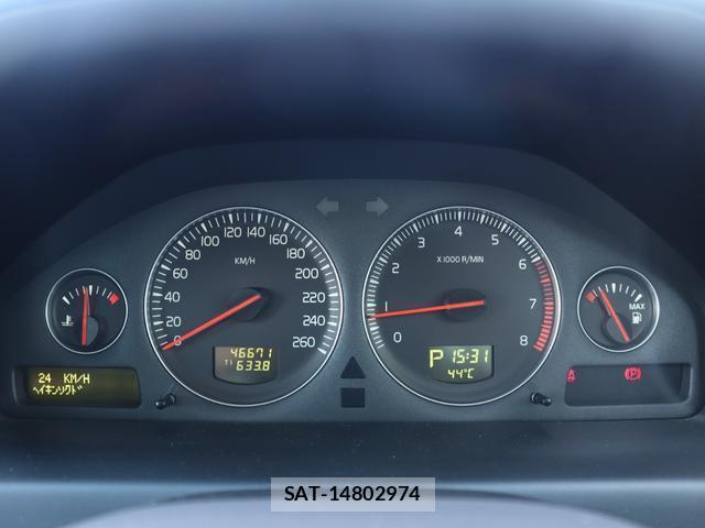 Volvo V70 2006-06 8279243-12