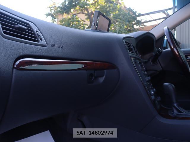 Volvo V70 2006-06 8279243-18