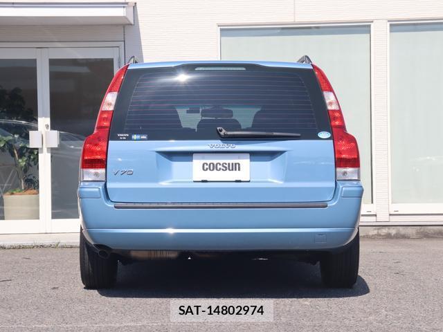 Volvo V70 2006-06 8279243-8