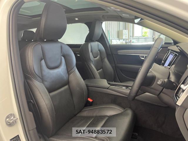 Volvo V90 2024-06 8277062-11