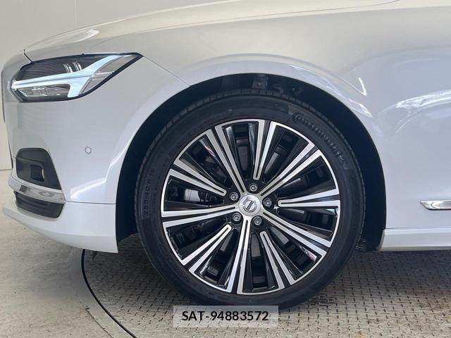 Volvo V90 2024-06 8277062-15