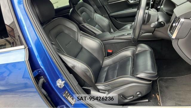 Volvo V90 2017-08 8282342-5