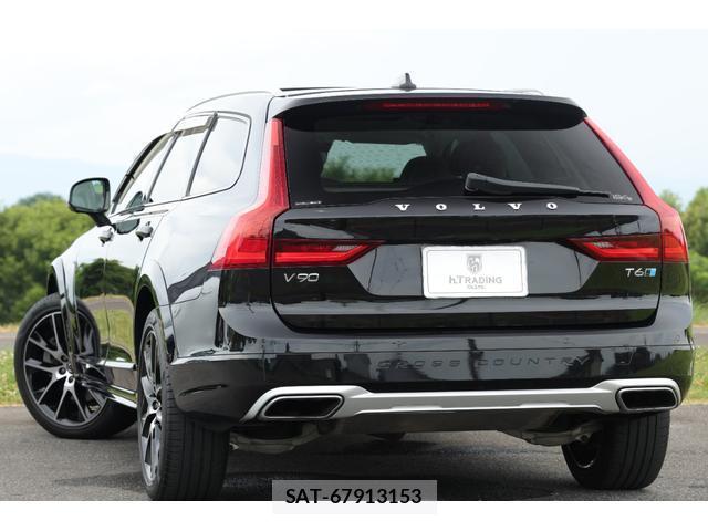 Volvo V90 2017-11 8285235-1