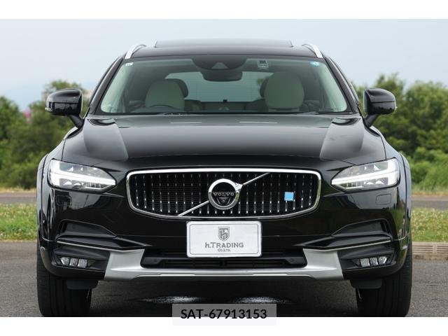 Volvo V90 2017-11 8285235-12