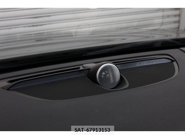 Volvo V90 2017-11 8285235-15