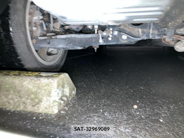 Toyota VANGUARD 2013-08 8277547-4