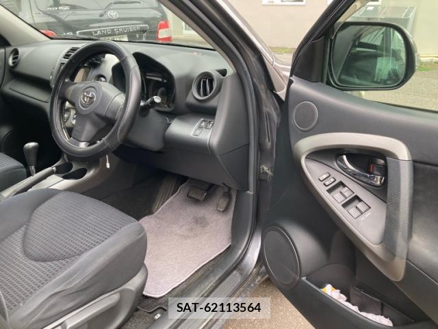 Toyota VANGUARD 2009-03 8279521-14