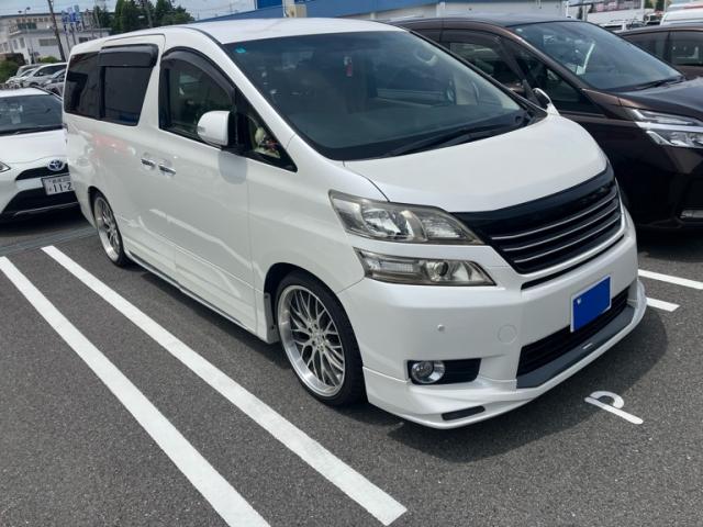 Toyota VELLFIRE 2014-05 8279628-1