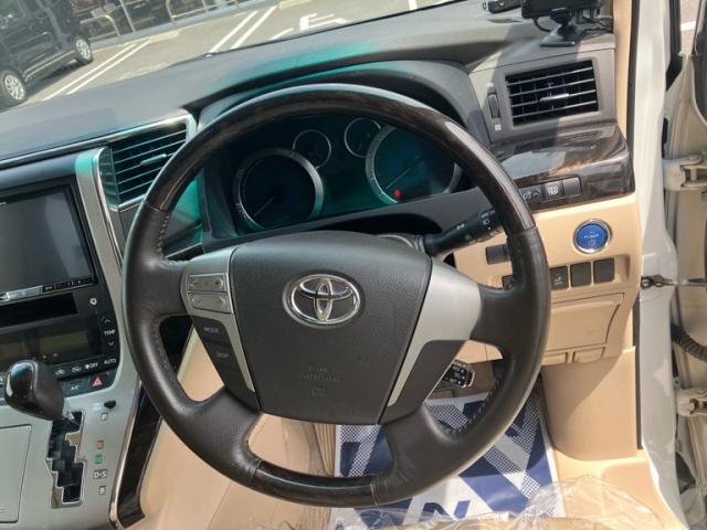 Toyota VELLFIRE 2014-05 8279628-17