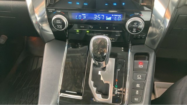 Toyota VELLFIRE 2015-03 8280461-14