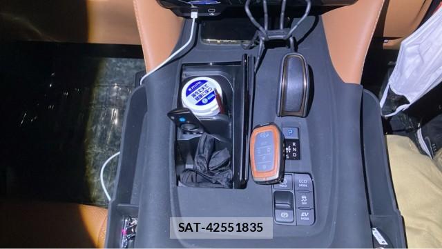 Toyota VELLFIRE 2026-02 8280629-14