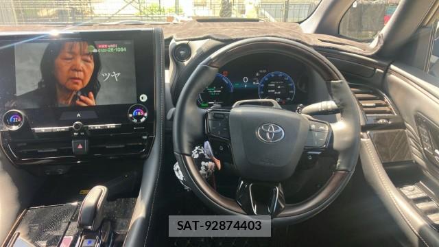 Toyota VELLFIRE 2024-03 8280639-16