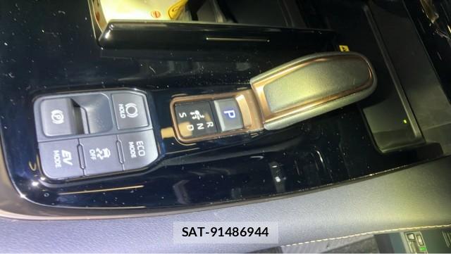 Toyota VELLFIRE 2023-07 8281032-14