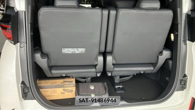 Toyota VELLFIRE 2023-07 8281032-17