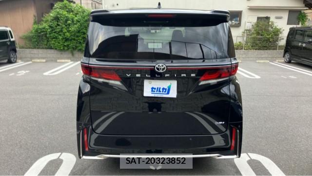 Toyota VELLFIRE 2024-11 8281044-1