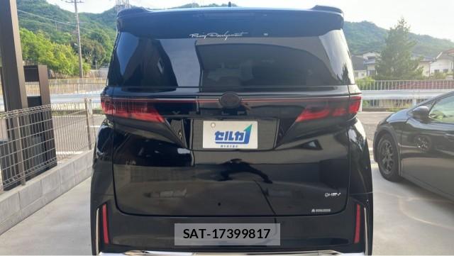 Toyota VELLFIRE 2024-11 8281394-1