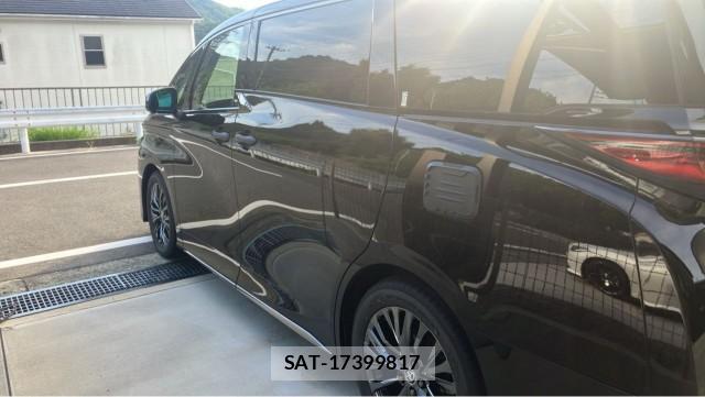 Toyota VELLFIRE 2024-11 8281394-10