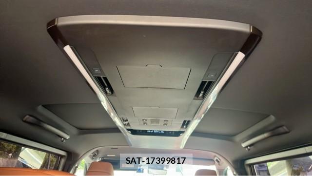 Toyota VELLFIRE 2024-11 8281394-15