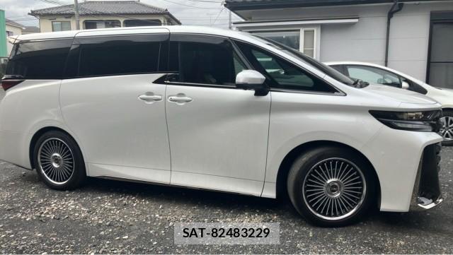 Toyota VELLFIRE 2025-03 8281423-10