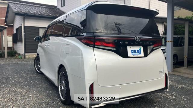 Toyota VELLFIRE 2025-03 8281423-13