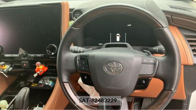 Toyota VELLFIRE 2025-03 8281423-16