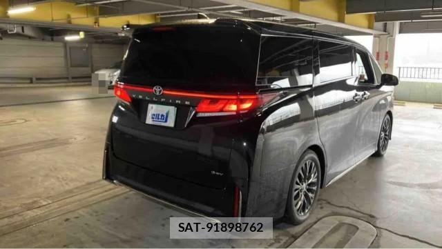 Toyota VELLFIRE 2023-09 8281435-12