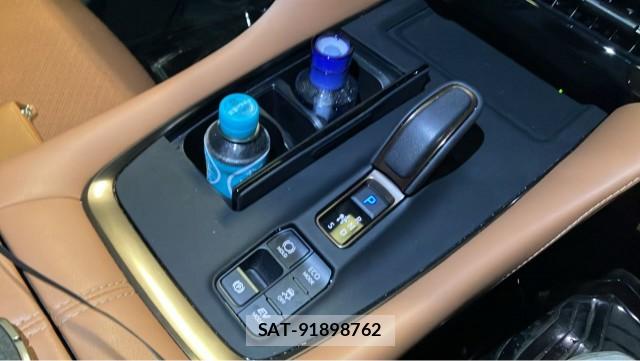 Toyota VELLFIRE 2023-09 8281435-14