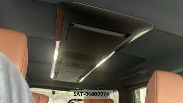 Toyota VELLFIRE 2024-03 8281440-15
