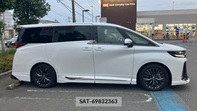 Toyota VELLFIRE 2024-10 8281443-3
