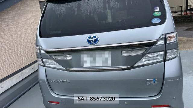 Toyota VELLFIRE 2014-12 8281498-1