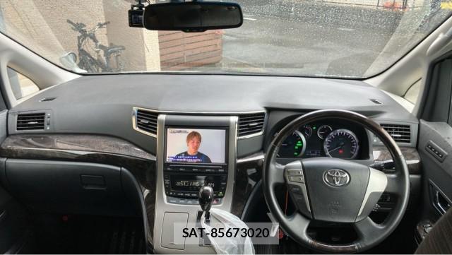 Toyota VELLFIRE 2014-12 8281498-2