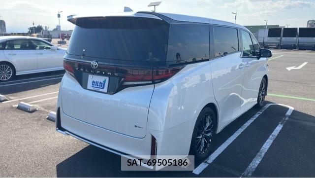 Toyota VELLFIRE 2023-09 8281686-13