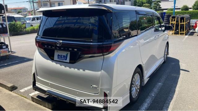 Toyota VELLFIRE 2025-04 8281828-12