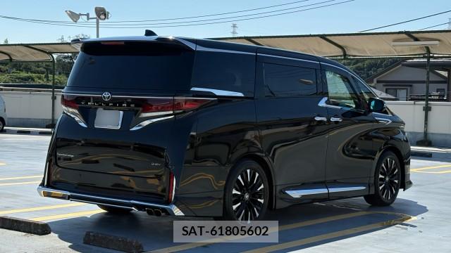Toyota VELLFIRE 2023-09 8281861-12
