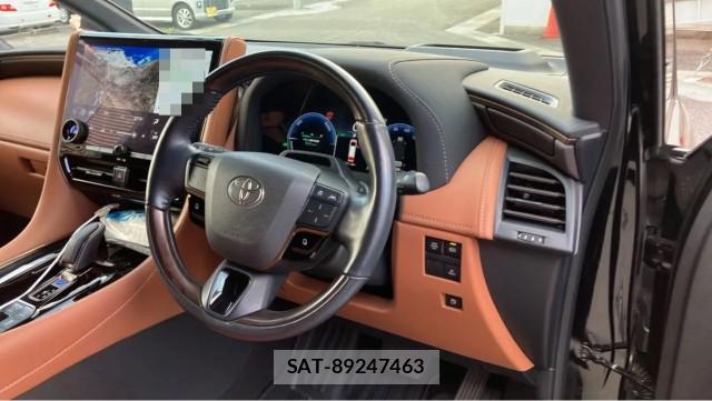 Toyota VELLFIRE 2024-12 8281917-16