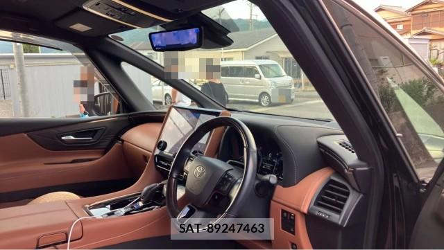 Toyota VELLFIRE 2024-12 8281917-2