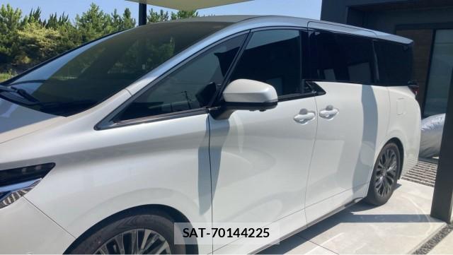 Toyota VELLFIRE 2024-11 8282063-10