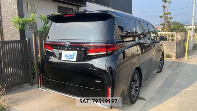 Toyota VELLFIRE 2023-09 8282102-12