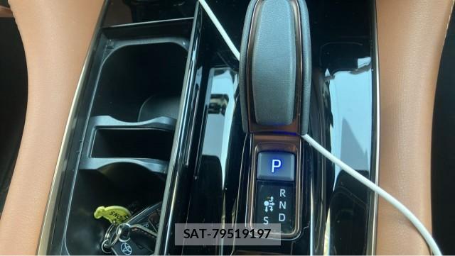 Toyota VELLFIRE 2023-09 8282102-14