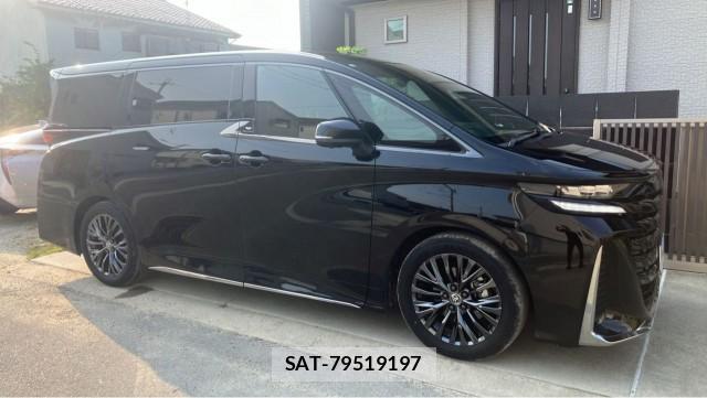 Toyota VELLFIRE 2023-09 8282102-3
