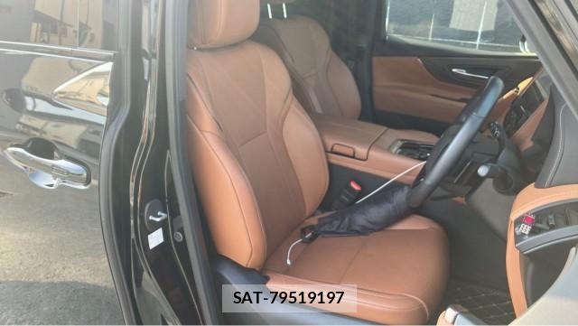 Toyota VELLFIRE 2023-09 8282102-5