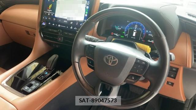 Toyota VELLFIRE 2024-05 8282206-16