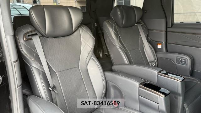 Toyota VELLFIRE 2024-01 8282320-6