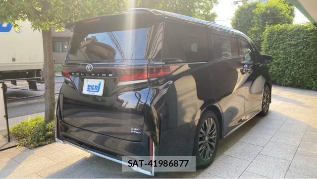 Toyota VELLFIRE 2024-02 8282339-12