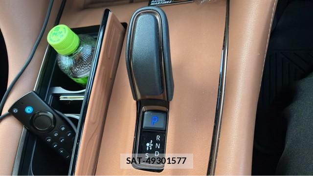 Toyota VELLFIRE 2024-11 8282404-14