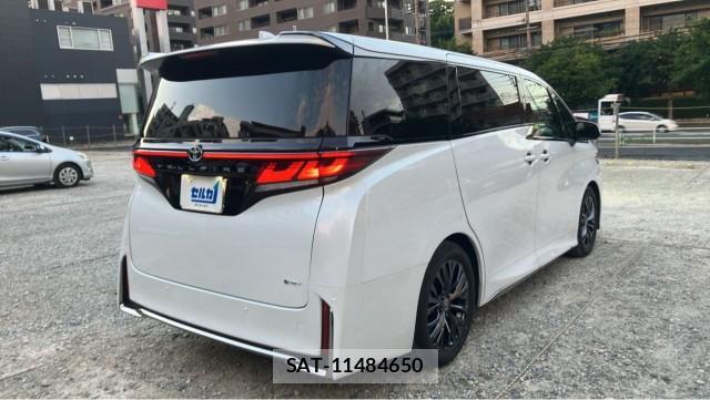Toyota VELLFIRE 2025-08 8282458-12