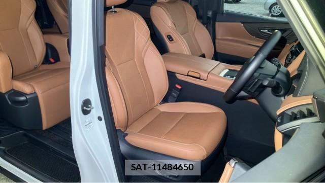 Toyota VELLFIRE 2025-08 8282458-5