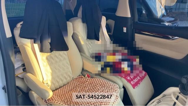 Toyota VELLFIRE 2015-08 8282510-6