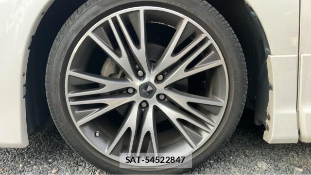 Toyota VELLFIRE 2015-08 8282510-8